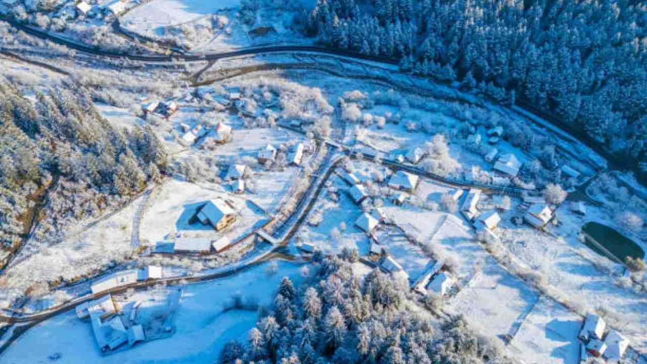 Ovda