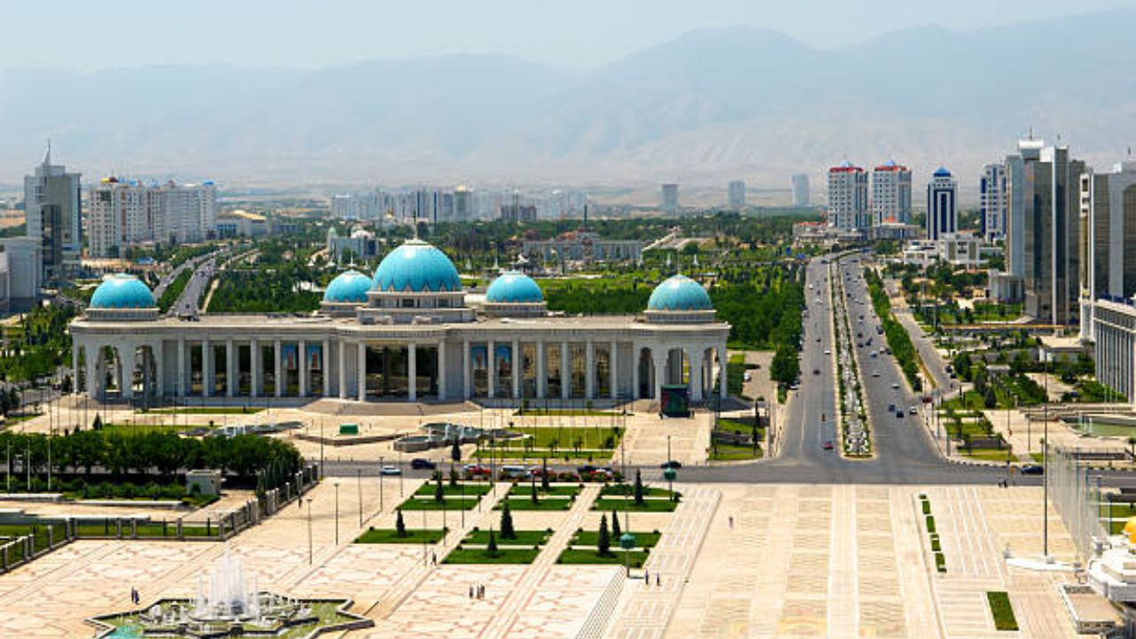 Azerbaijan Airlines Asgabat Office in Turkmenistan